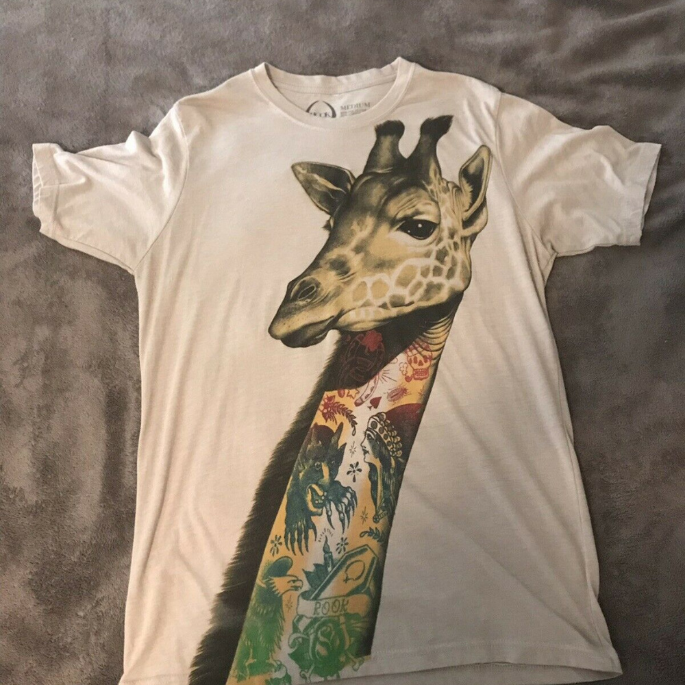 Rook Neck Tat Giraffe